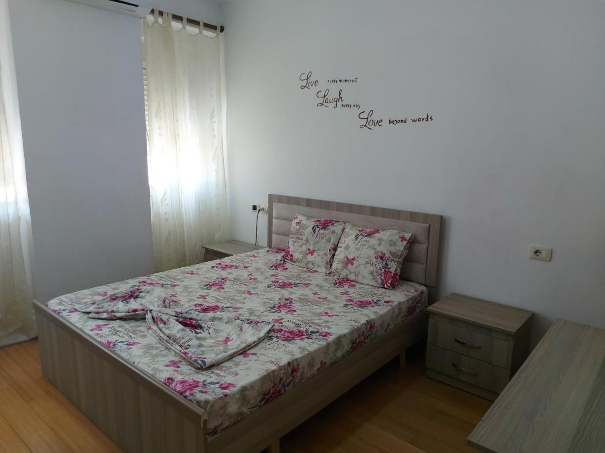 Nm - Apartment 2 Durrës Buitenkant foto