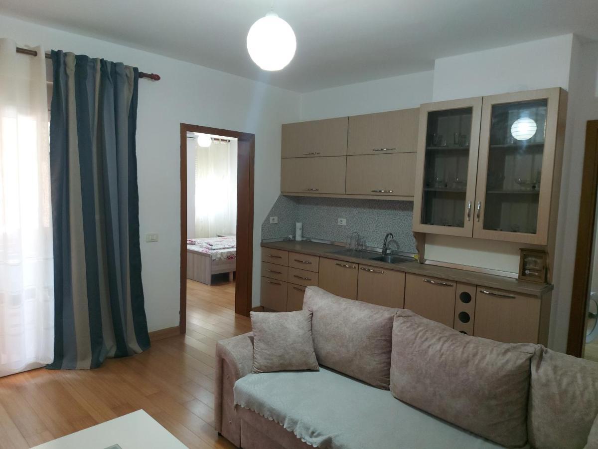 Nm - Apartment 2 Durrës Buitenkant foto
